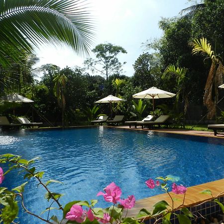 Villa Nissa Siem Reap Exterior photo