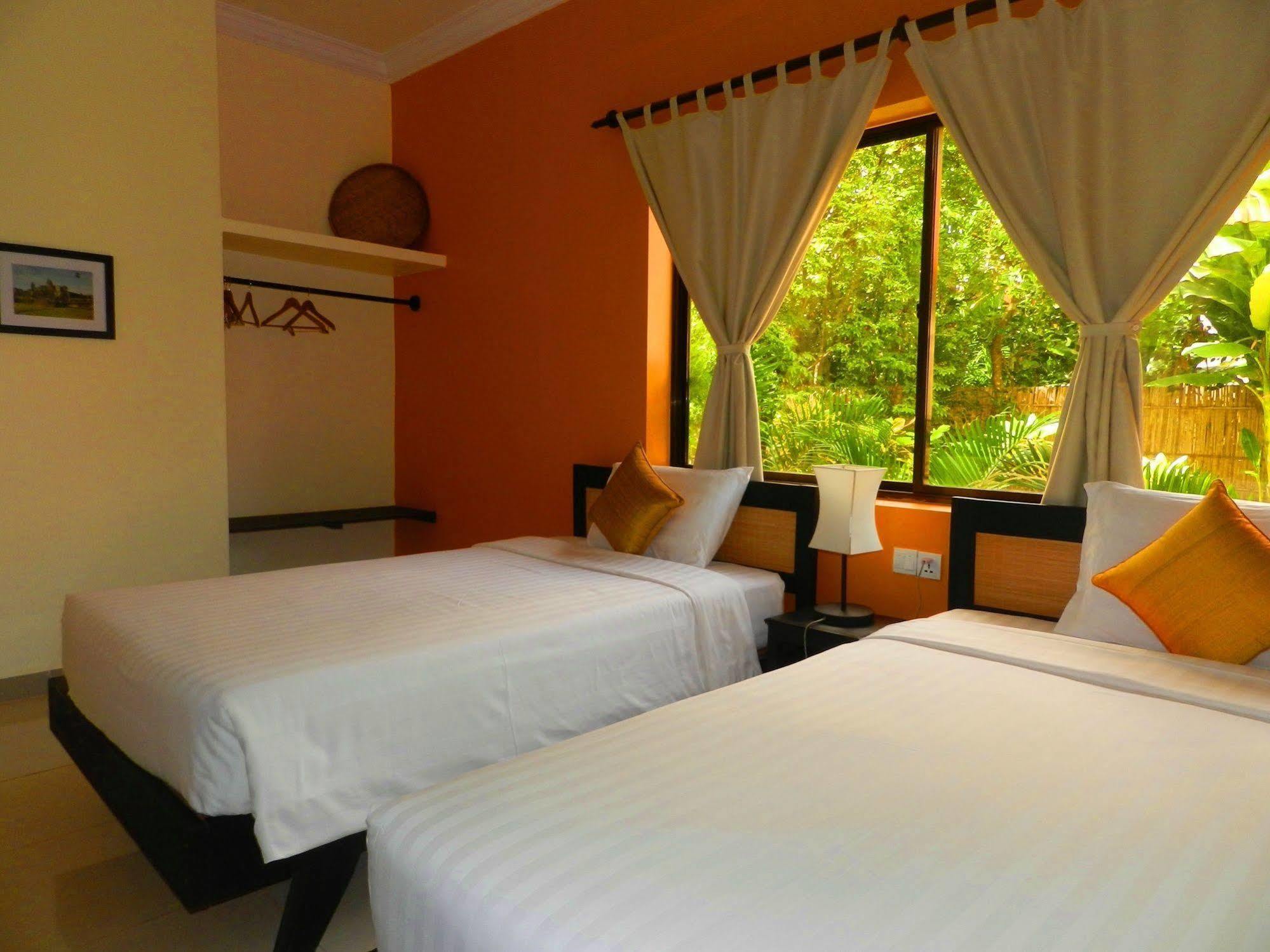 Villa Nissa Siem Reap Exterior photo
