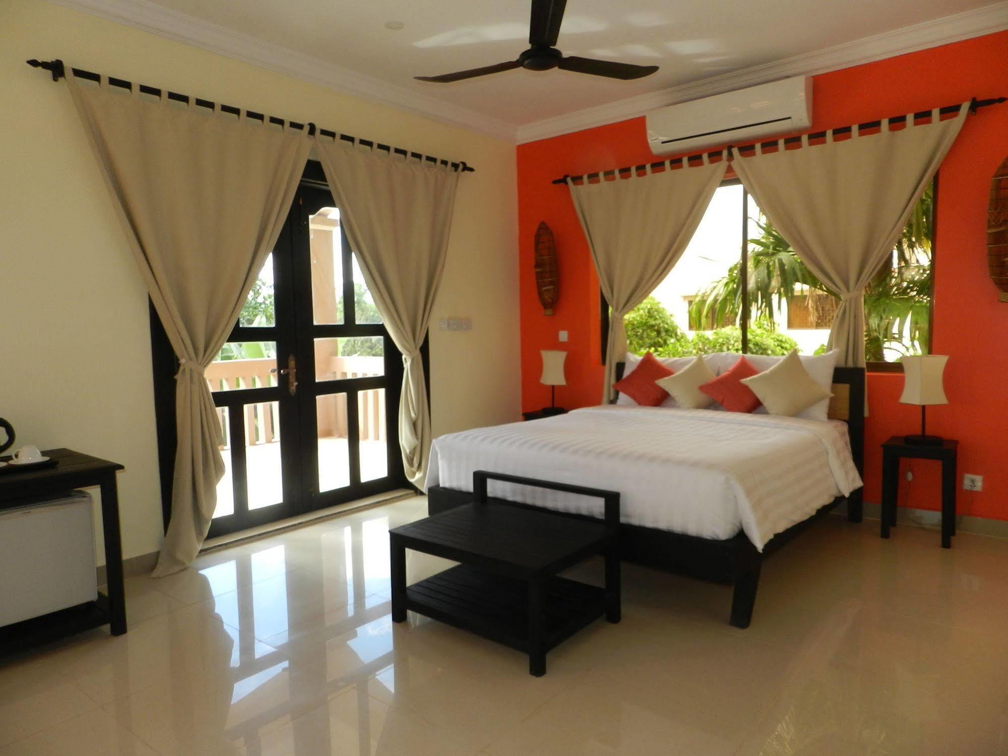 Villa Nissa Siem Reap Exterior photo